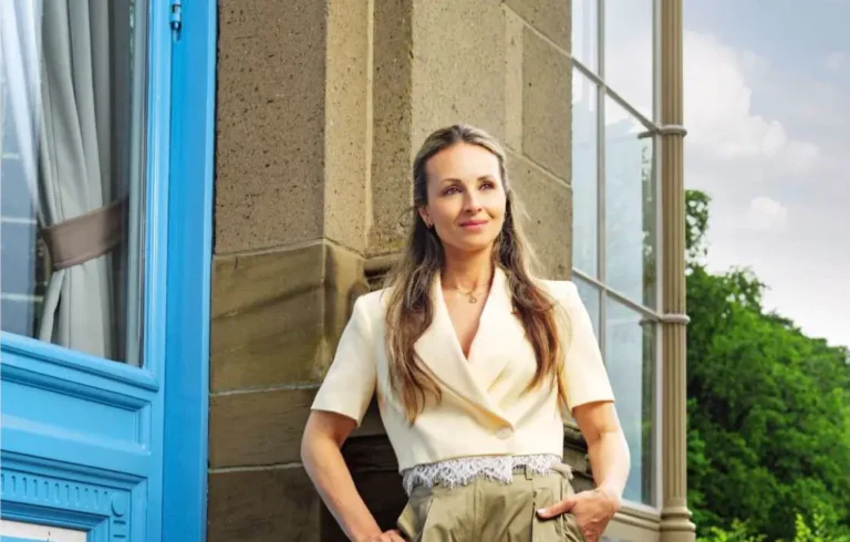 So News Masha in Vrouw